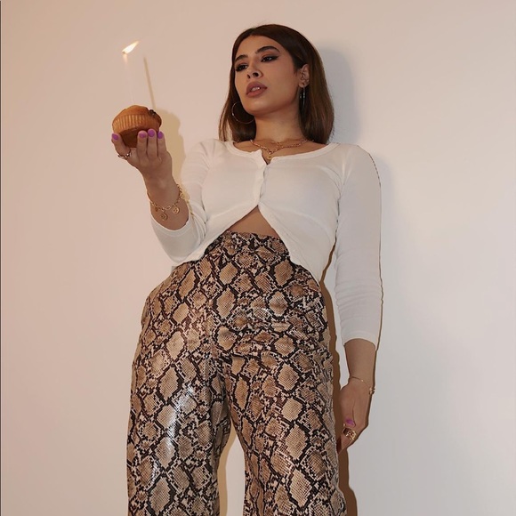 Zara Pants - 𝗡𝗪𝗧 𝗭𝗮𝗿𝗮 • Snake Print Trousers